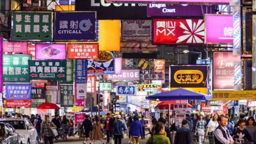 10 Areas to Visit in Hong Kong (2025)