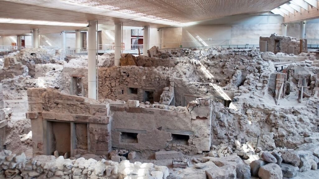 10 Places to Visit in Santorini (2025)